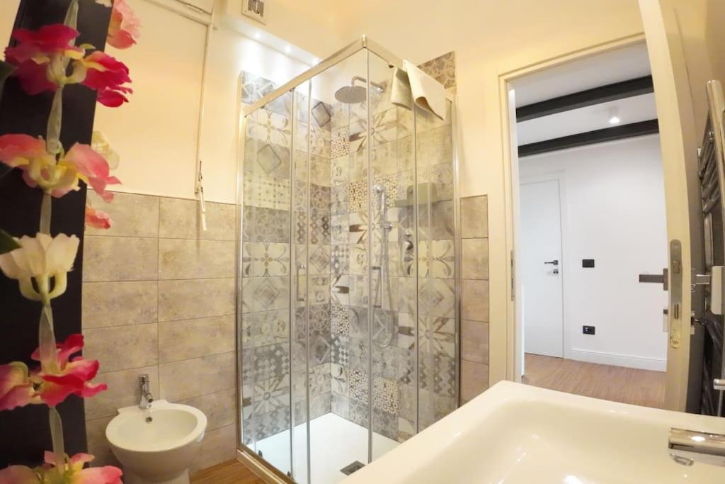 Urban Center Iii Easy Parking Near Tram Apartamento Florencia
